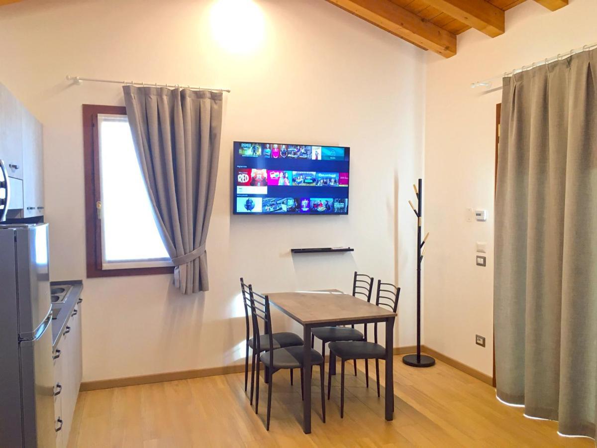 Ca' Rosin Meolo - Camera Tra Relax E Privacy Bagian luar foto